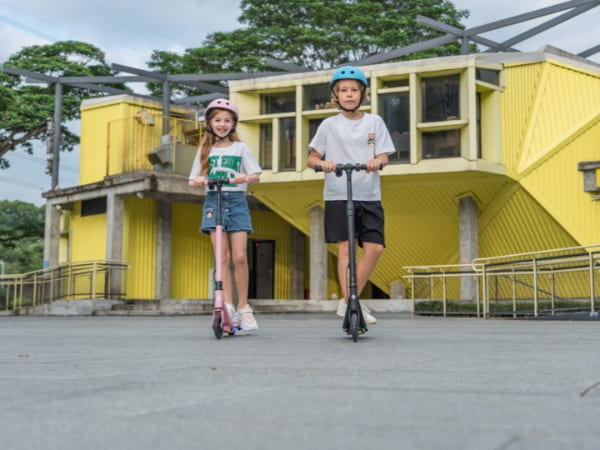 Libertad sobre ruedas: ¿A qué edad se puede conducir un patinete eléctrico?