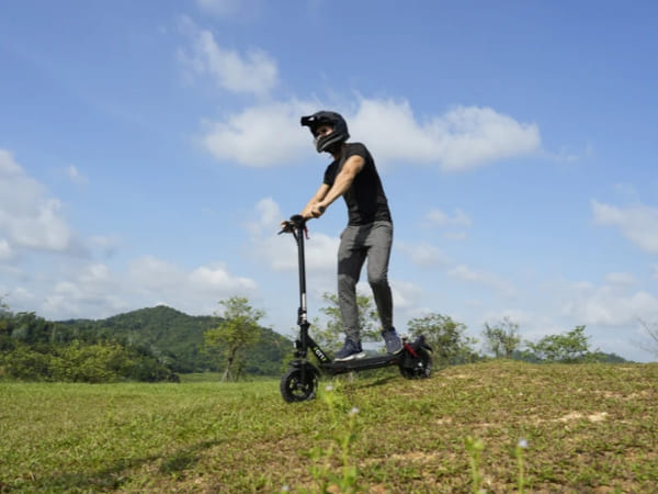 Guía de seguridad para conducir patinetes eléctricos