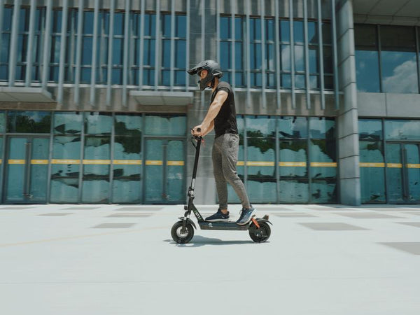 Mejor patinete eléctrico por 500 euros: guía de los scooters más potentes y asequibles